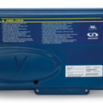 Boîtier de Contrôle pour Spa Gecko IN.YJ – Compact, Pompe Bi-Vitesse, Ozonateur, Éclairage 12V, Prise Auxiliaire 220V, Compatible Claviers Gecko, Pour Spas Jusqu’à 4 Places, Dimensions 307x18